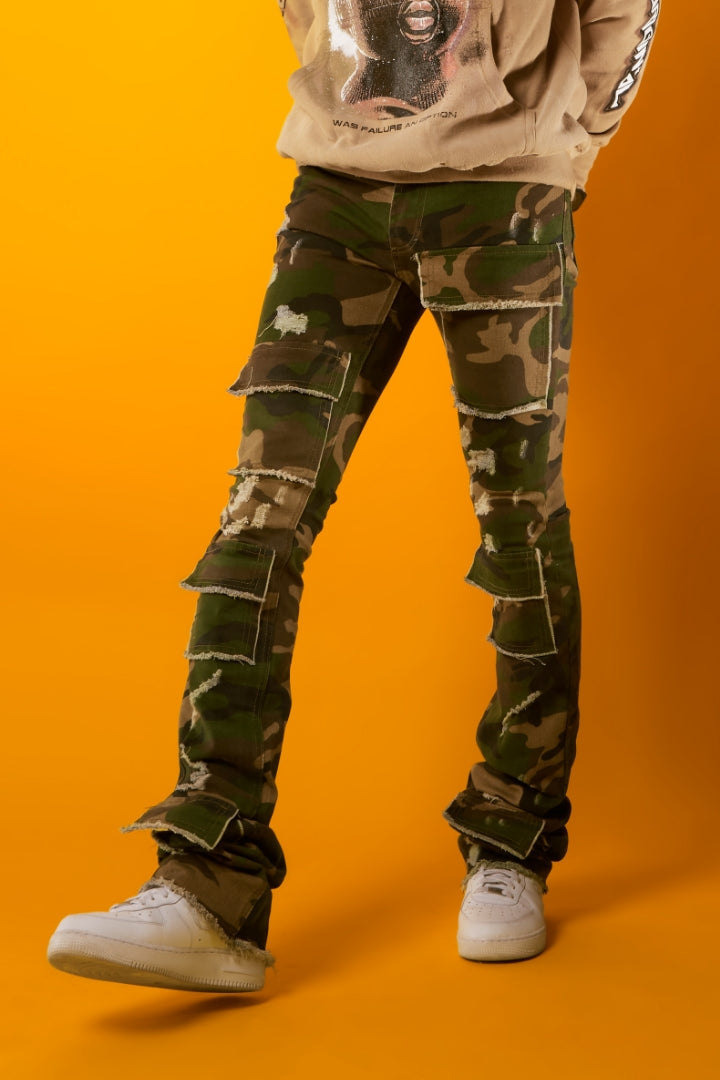 Camouflage best sale flare jeans